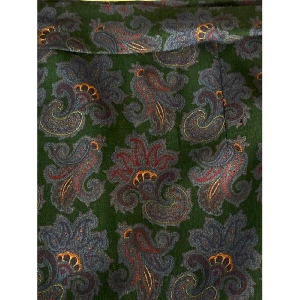 • Vintage Ralph Lauren Wool Blend Purple Paisley Wrap Skirt Made in USA Size 8 - Picture 10 of 13